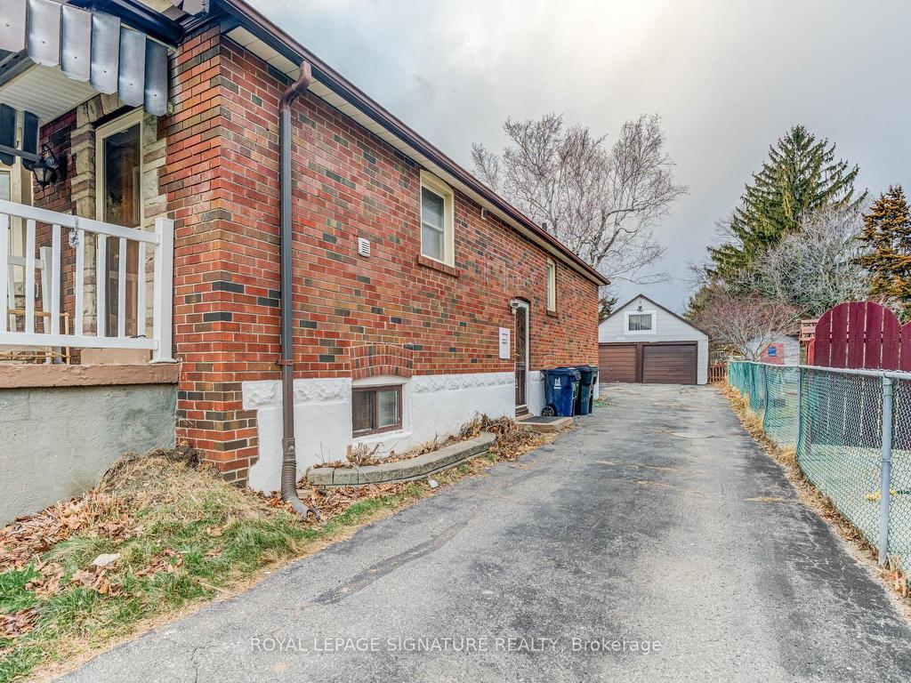 









290


Coronation

Drive,
Toronto,




ON
M1E 2J6

