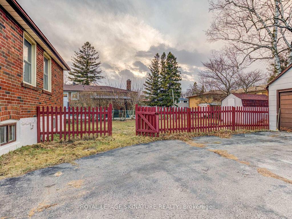 









290


Coronation

Drive,
Toronto,




ON
M1E 2J6

