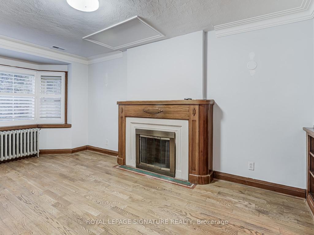 









290


Coronation

Drive,
Toronto,




ON
M1E 2J6

