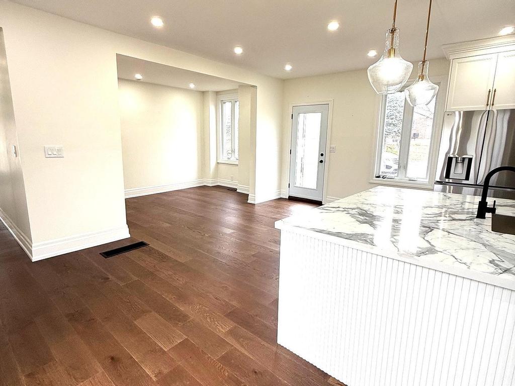









7563


Dale

Road,
Hamilton Township,




ON
L1A 1N1

