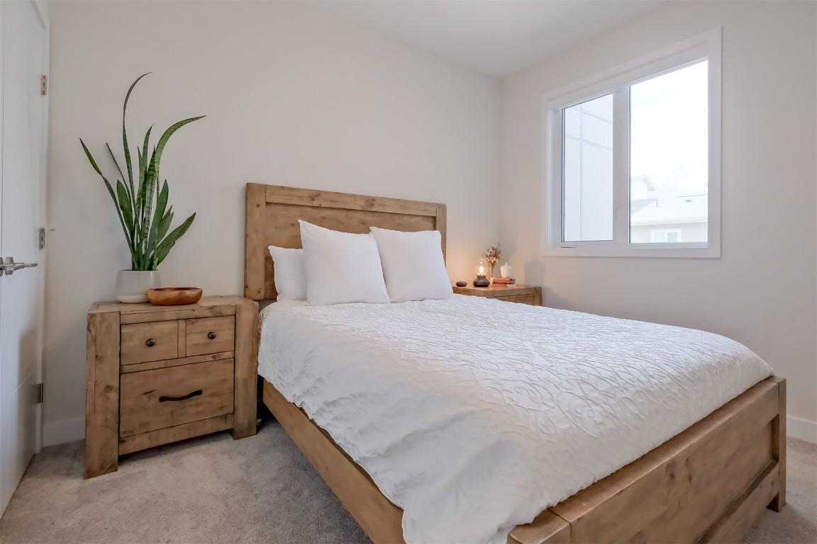 









3719


Woodsdale

Road, 4,
Lake Country,




BC
V4V 1X2


