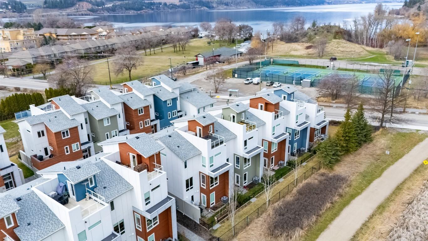 









3719


Woodsdale

Road, 4,
Lake Country,




BC
V4V 1X2

