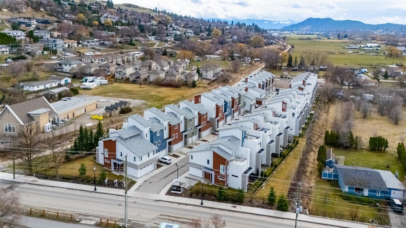 









3719


Woodsdale

Road, 4,
Lake Country,




BC
V4V 1X2

