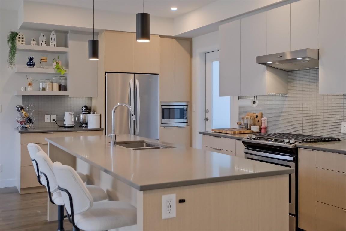 









3719


Woodsdale

Road, 4,
Lake Country,




BC
V4V 1X2

