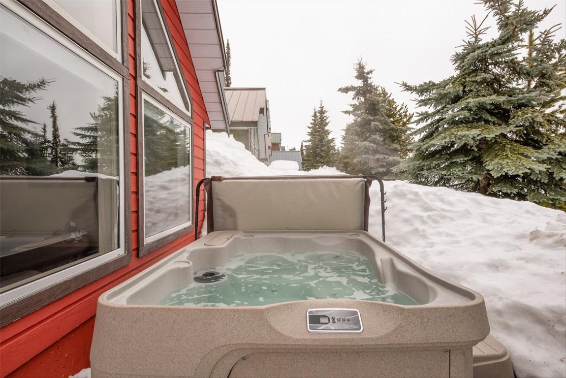 









5977


Snow Pines

Crescent, 116D,
Big White,




BC
V1P 1P3

