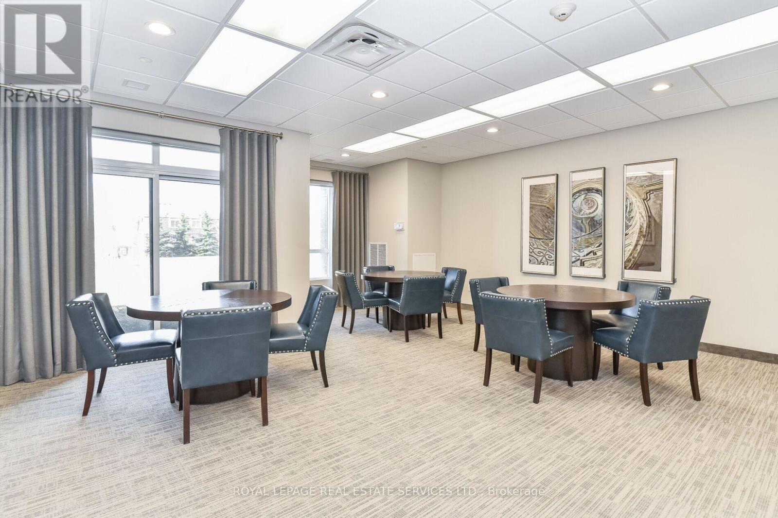 












512 - 2490 OLD BRONTE ROAD

,
Oakville,




Ontario
L6M0Y5

