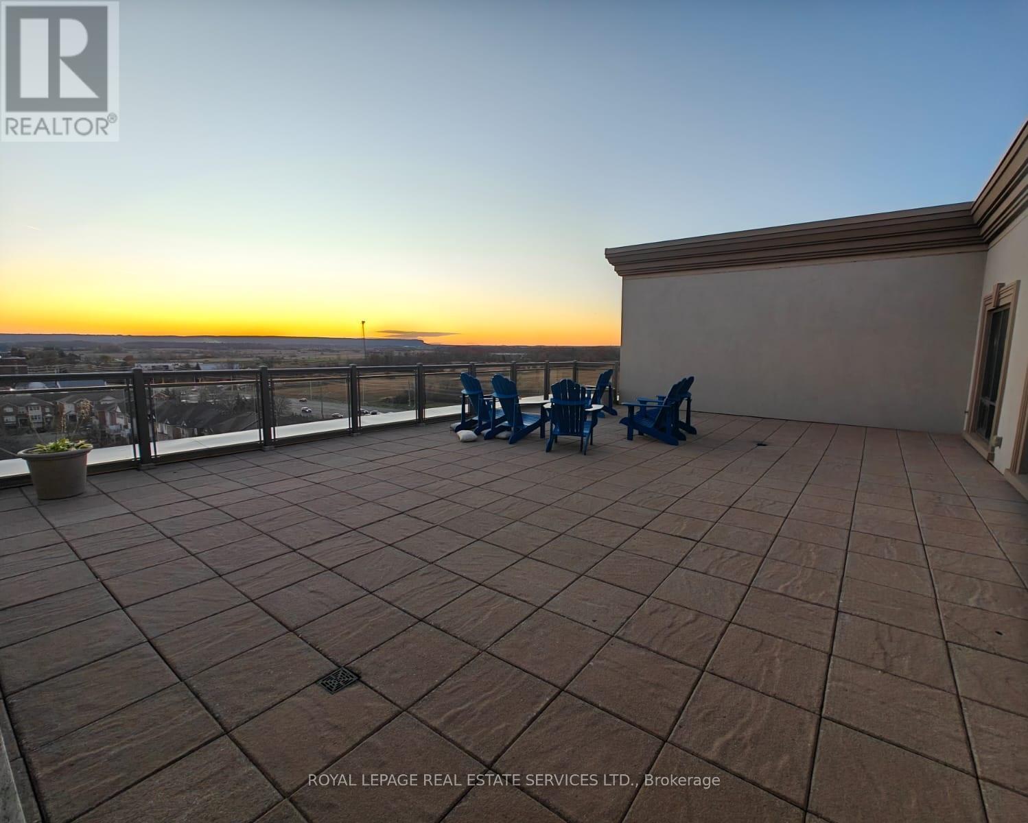 












512 - 2490 OLD BRONTE ROAD

,
Oakville,




Ontario
L6M0Y5

