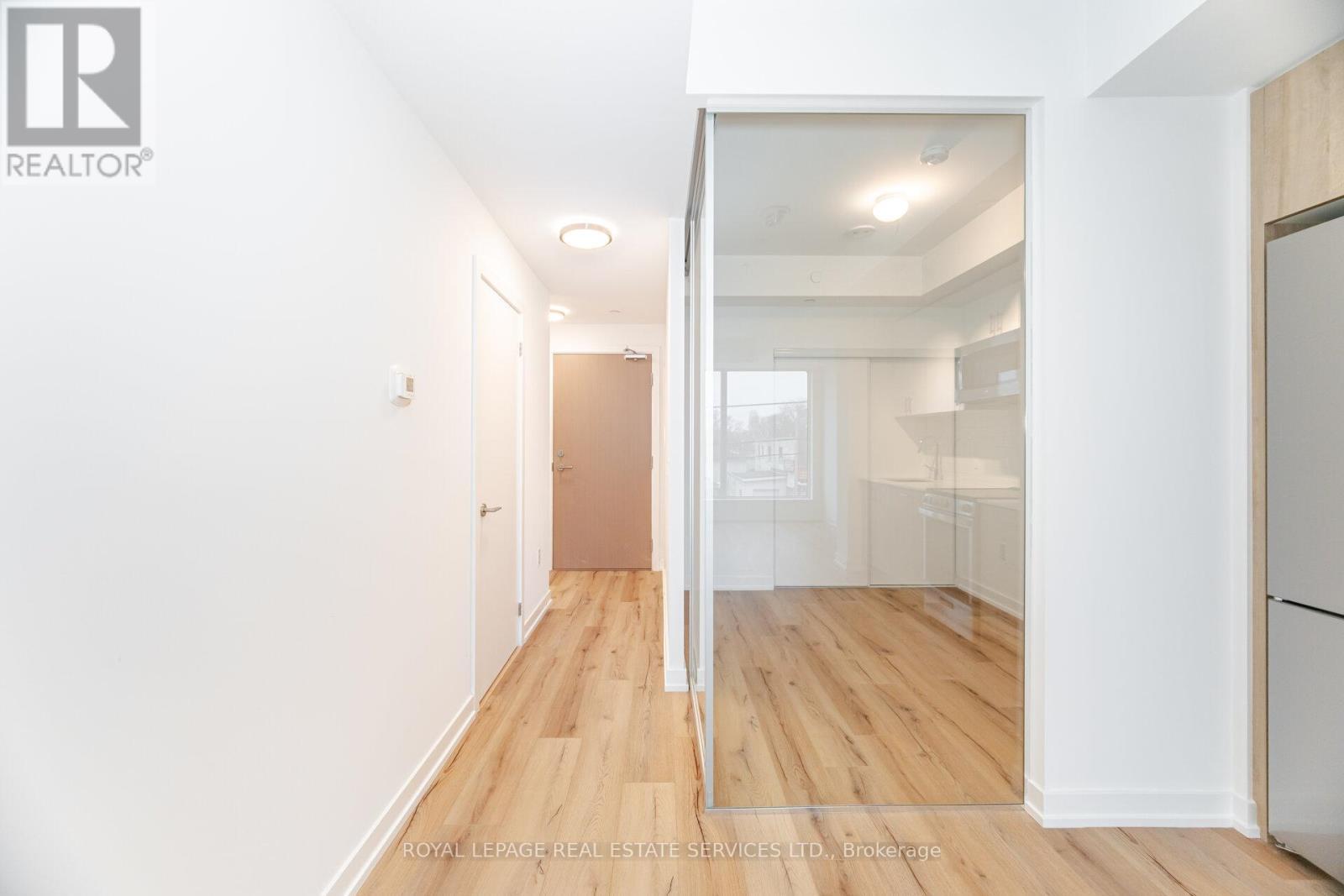












203 - 1195 THE QUEENSWAY AVENUE

,
Toronto,




Ontario
M8Z1H0

