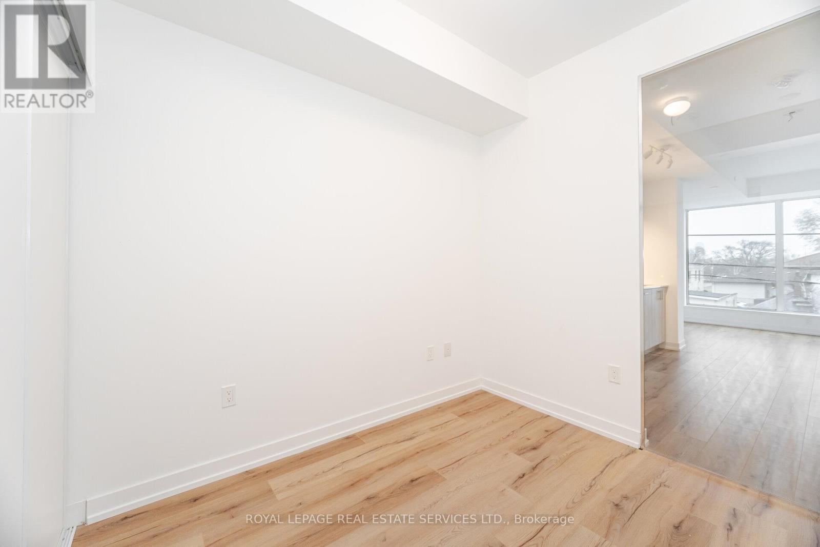 












203 - 1195 THE QUEENSWAY AVENUE

,
Toronto,




Ontario
M8Z1H0

