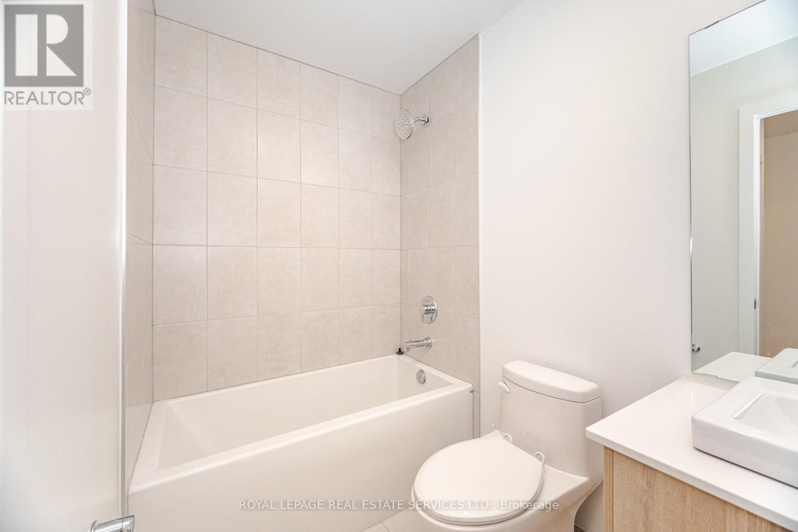 












203 - 1195 THE QUEENSWAY AVENUE

,
Toronto,




Ontario
M8Z1H0

