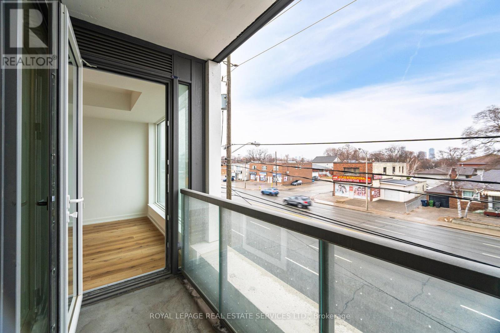 












203 - 1195 THE QUEENSWAY AVENUE

,
Toronto,




Ontario
M8Z1H0

