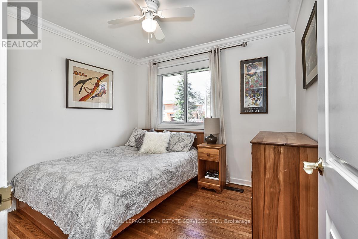 












1454 WILLOWDOWN ROAD

,
Oakville,




Ontario
L6L1X3


