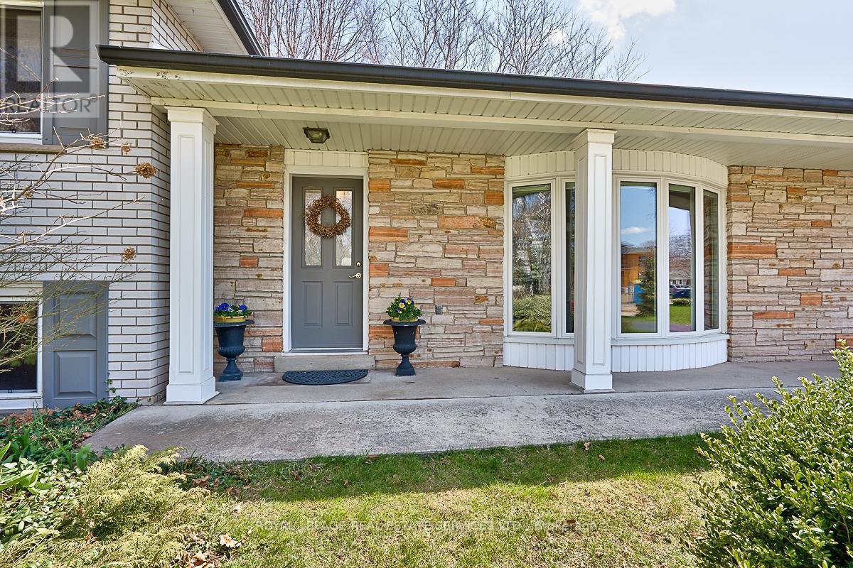 












1454 WILLOWDOWN ROAD

,
Oakville,




Ontario
L6L1X3

