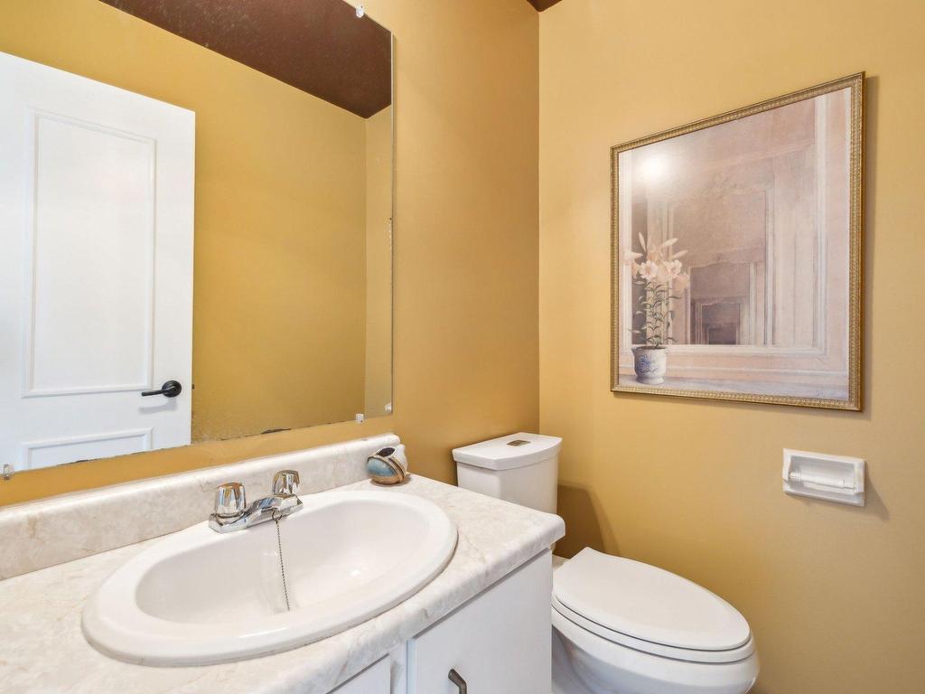 









44


Rue du Geai-Bleu

,
Gatineau (Hull),




QC
J9A2B2

