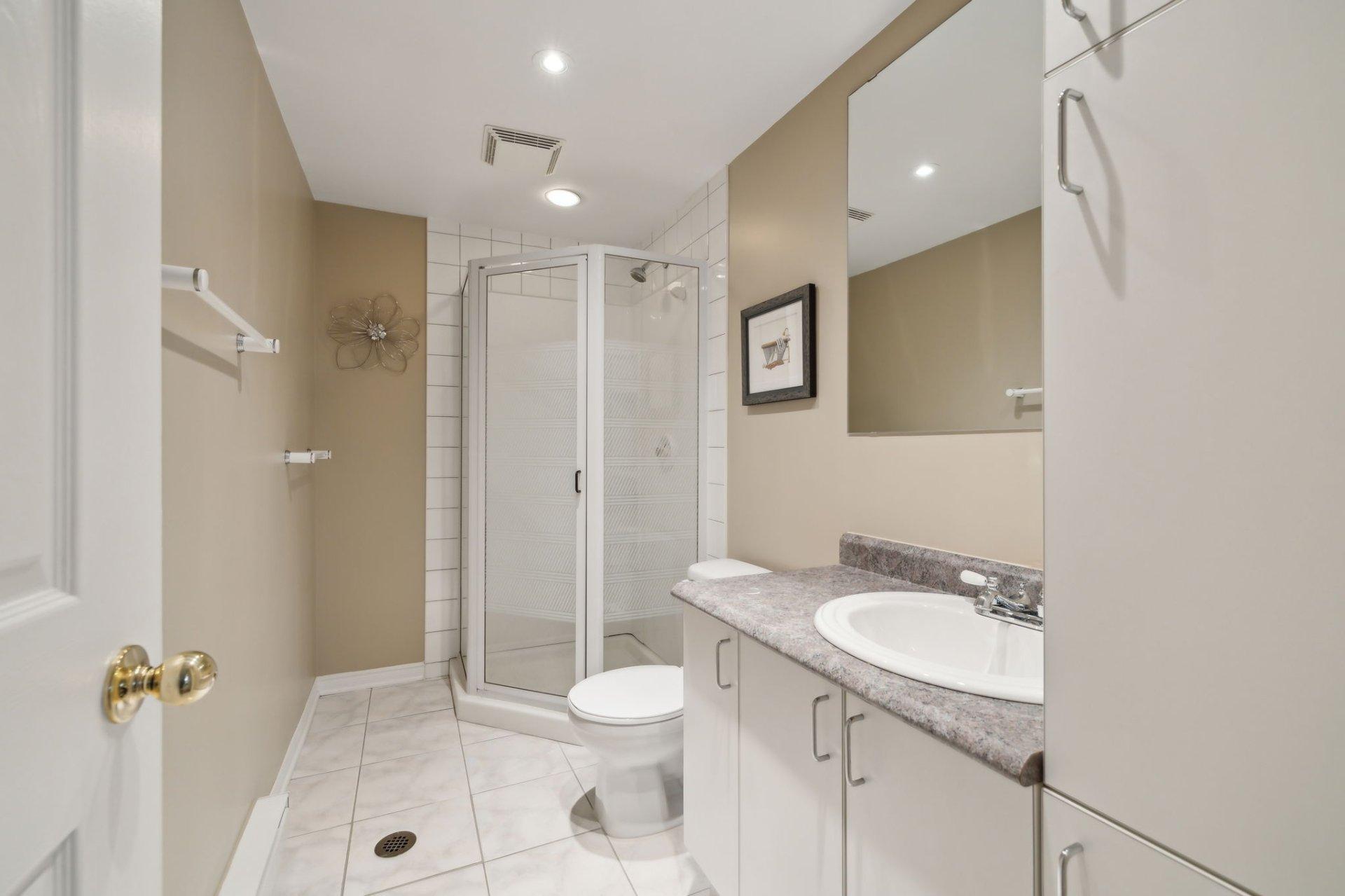 









14


Rue Chevalier

,
Gatineau (Hull),




QC
J8Y5T1

