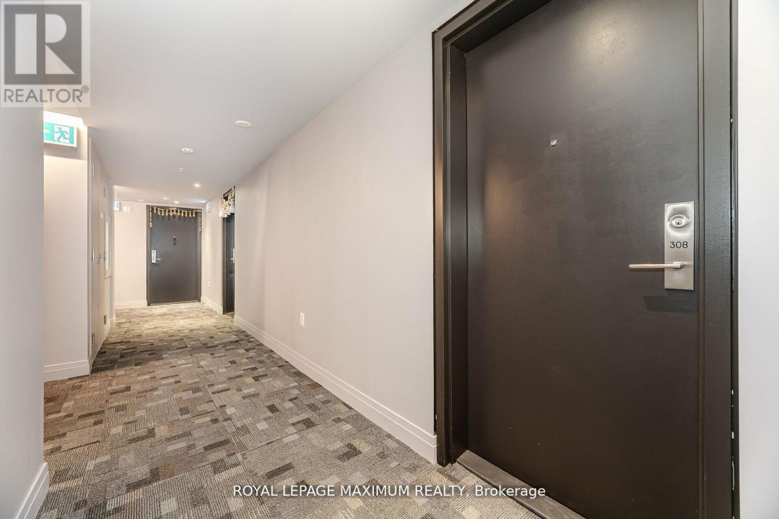 












308 - 408 BROWNS LINE

,
Toronto,




Ontario
M9W3T9

