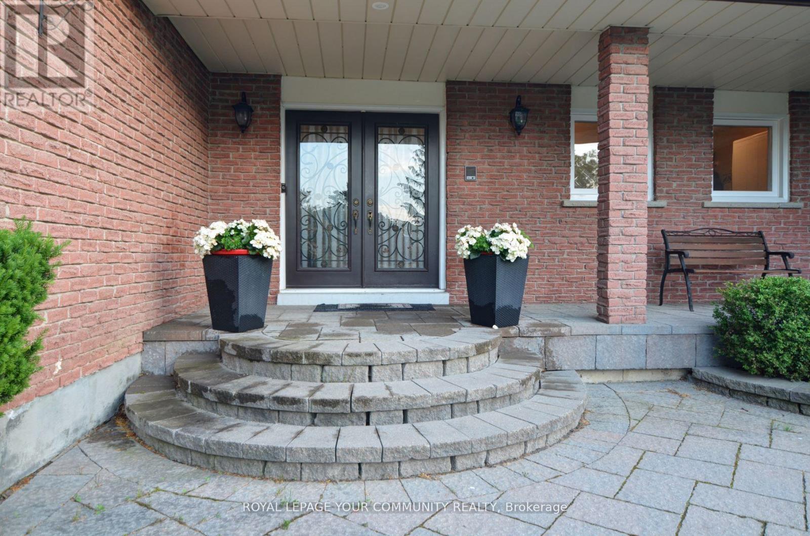 












133 ELLIS AVENUE

,
King,




Ontario
L0G1N0


