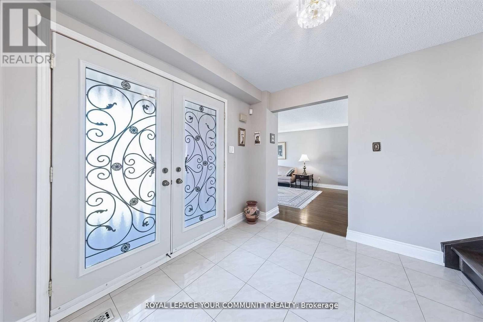 












133 ELLIS AVENUE

,
King,




Ontario
L0G1N0

