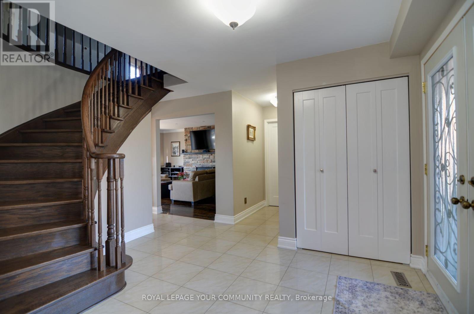 












133 ELLIS AVENUE

,
King,




Ontario
L0G1N0

