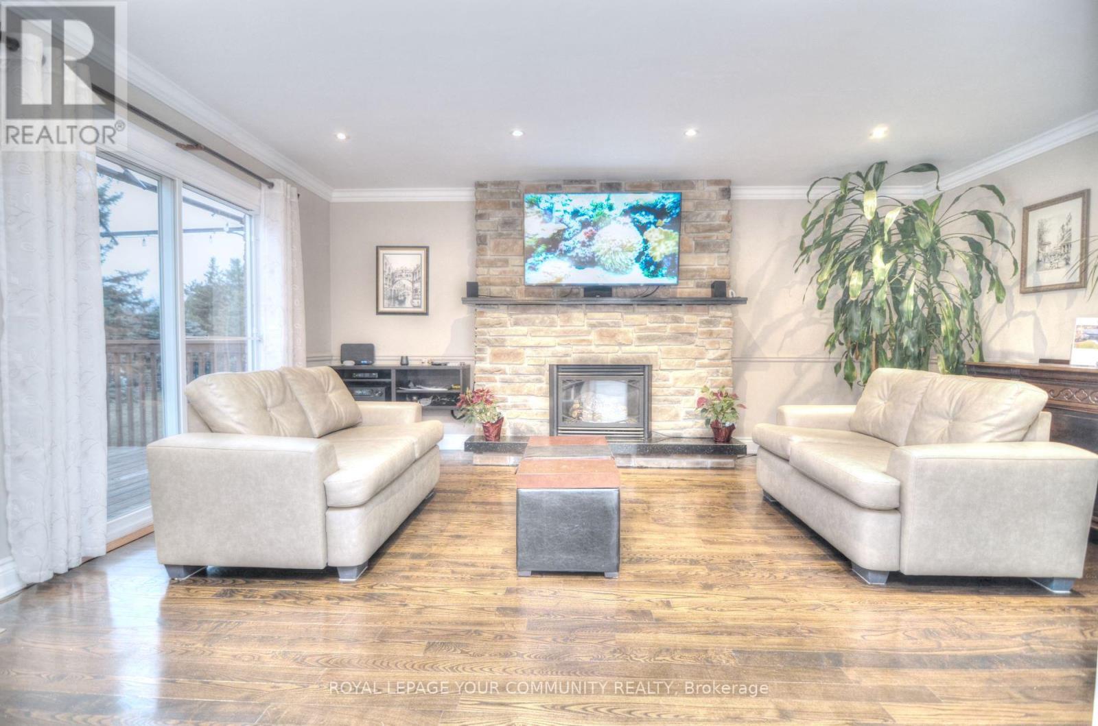 












133 ELLIS AVENUE

,
King,




Ontario
L0G1N0

