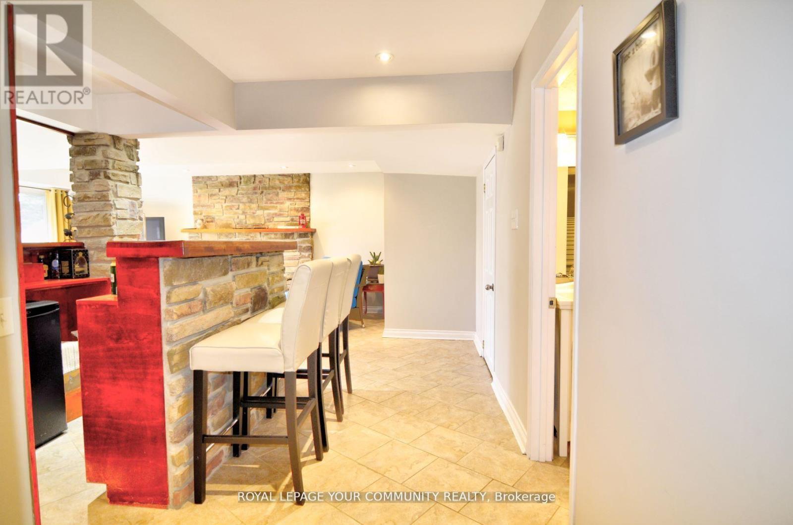 












133 ELLIS AVENUE

,
King,




Ontario
L0G1N0

