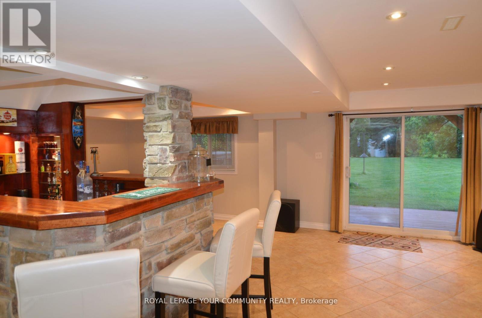 












133 ELLIS AVENUE

,
King,




Ontario
L0G1N0

