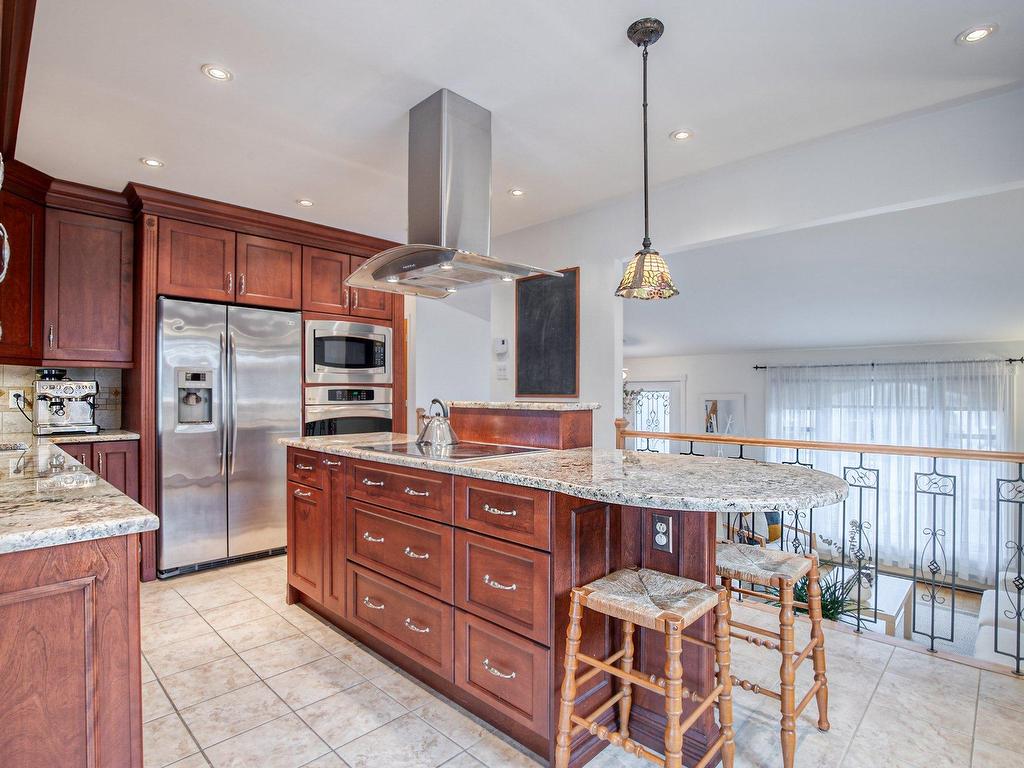 









48


Rue des Quatre-Saisons

,
Saint-Basile-le-Grand,




QC
J3N1B7

