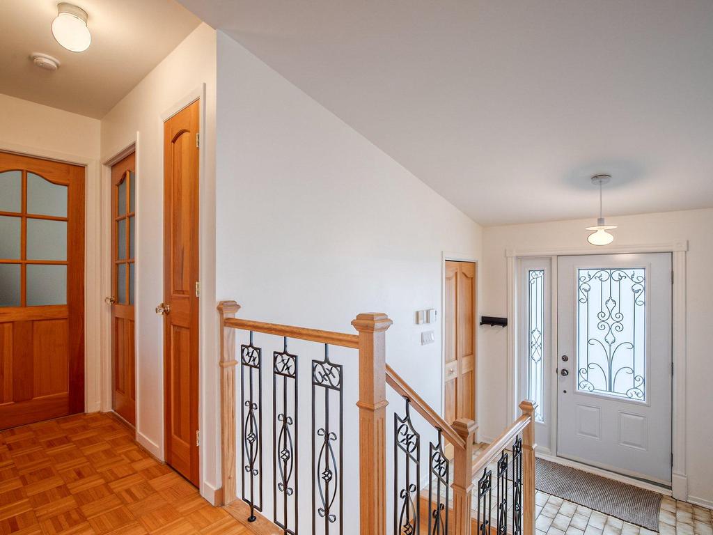 









48


Rue des Quatre-Saisons

,
Saint-Basile-le-Grand,




QC
J3N1B7

