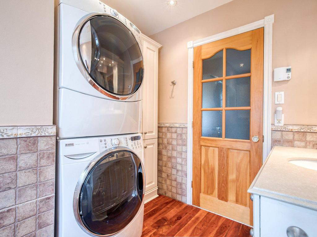 









48


Rue des Quatre-Saisons

,
Saint-Basile-le-Grand,




QC
J3N1B7

