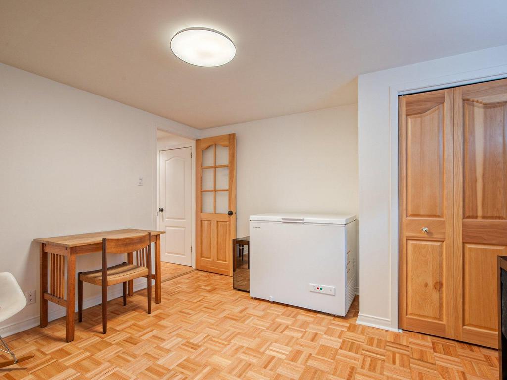









48


Rue des Quatre-Saisons

,
Saint-Basile-le-Grand,




QC
J3N1B7

