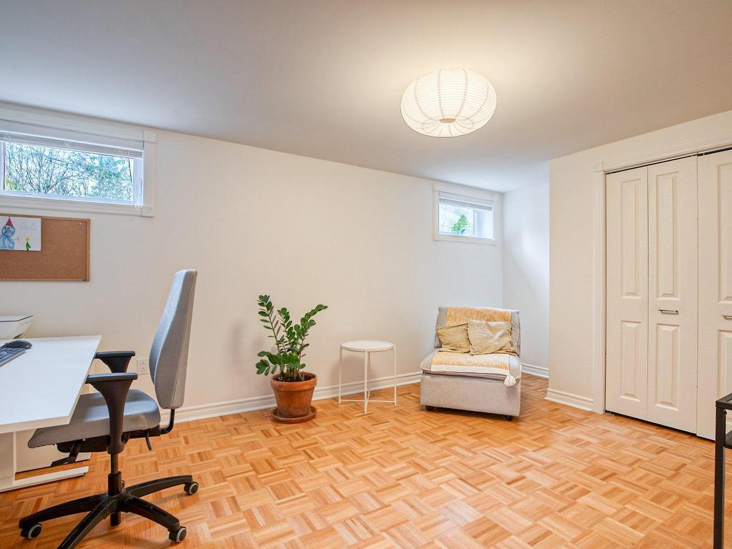 









48


Rue des Quatre-Saisons

,
Saint-Basile-le-Grand,




QC
J3N1B7

