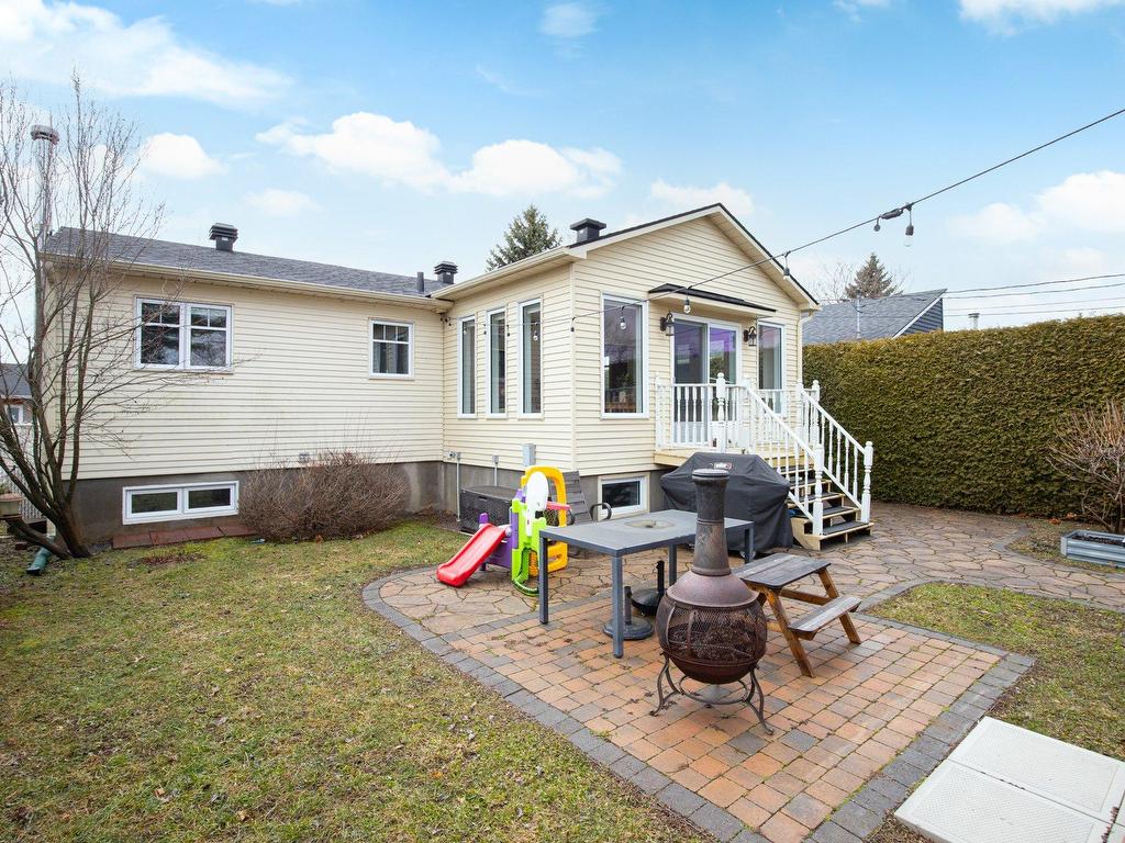 









48


Rue des Quatre-Saisons

,
Saint-Basile-le-Grand,




QC
J3N1B7

