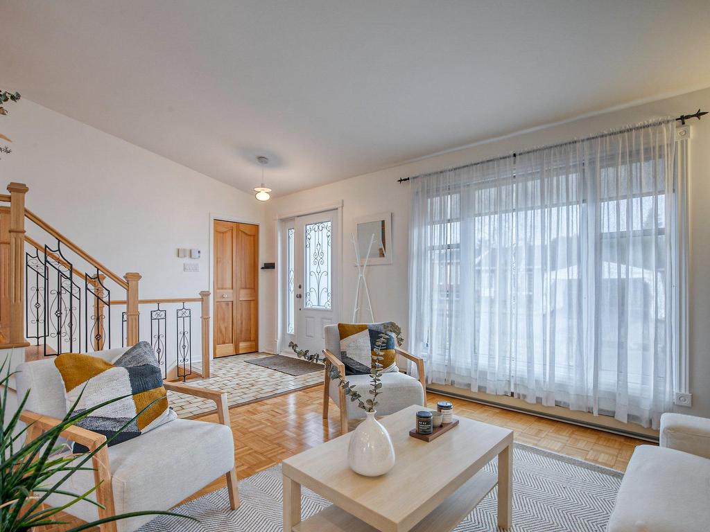 









48


Rue des Quatre-Saisons

,
Saint-Basile-le-Grand,




QC
J3N1B7

