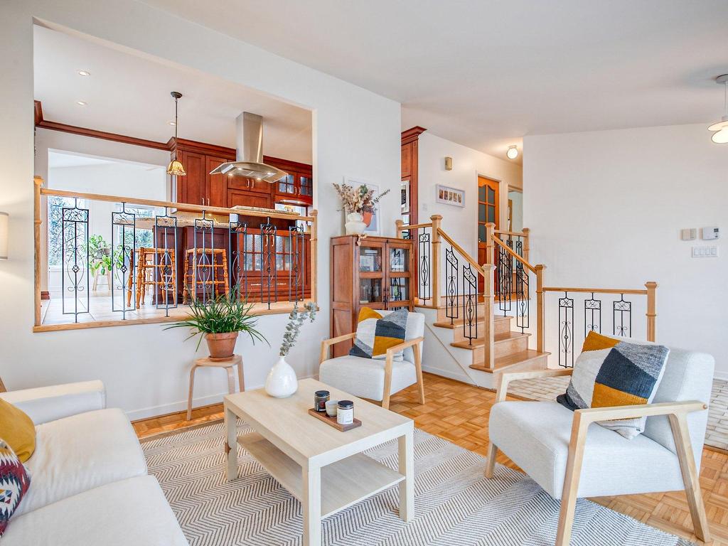 









48


Rue des Quatre-Saisons

,
Saint-Basile-le-Grand,




QC
J3N1B7

