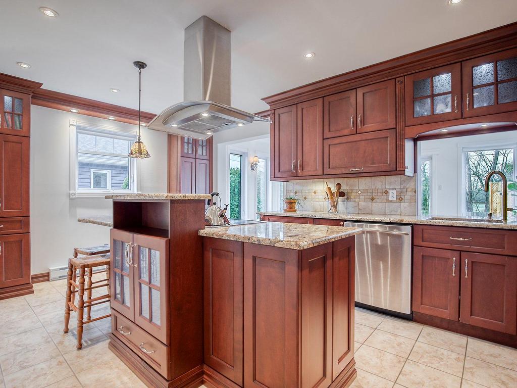 









48


Rue des Quatre-Saisons

,
Saint-Basile-le-Grand,




QC
J3N1B7

