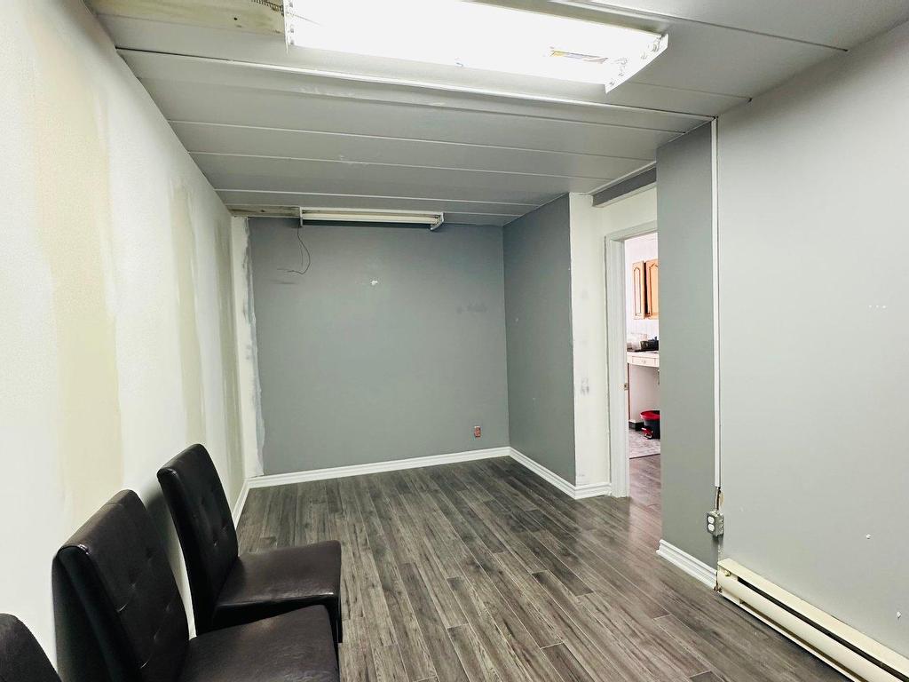 









7687


Rue Centrale

, 202,
Montréal (LaSalle),




QC
H8P1L7

