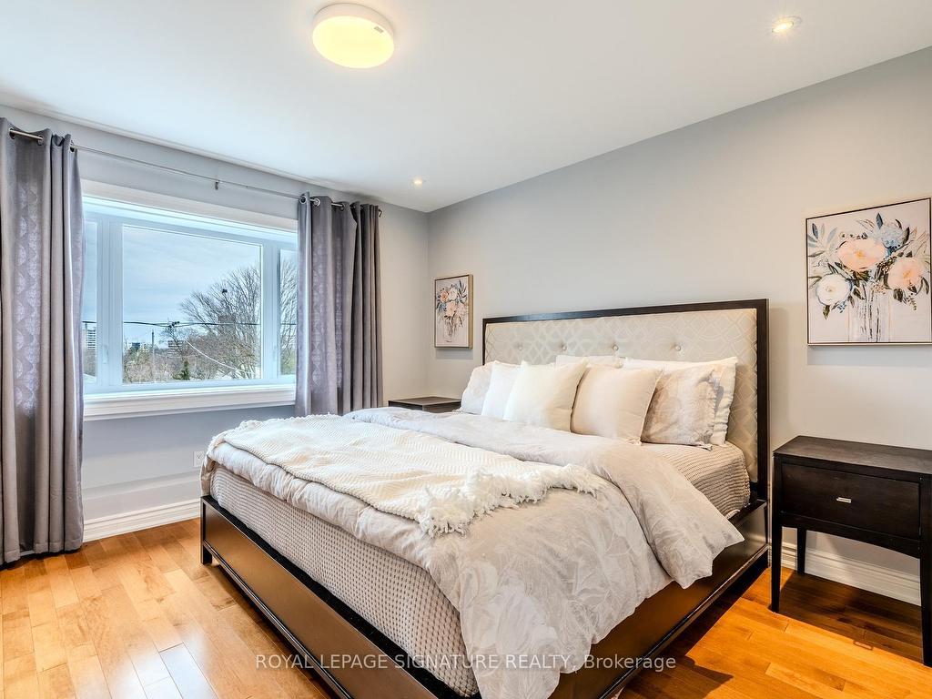 









33


Lockheed

Boulevard,
Toronto,




ON
M9P 2H7

