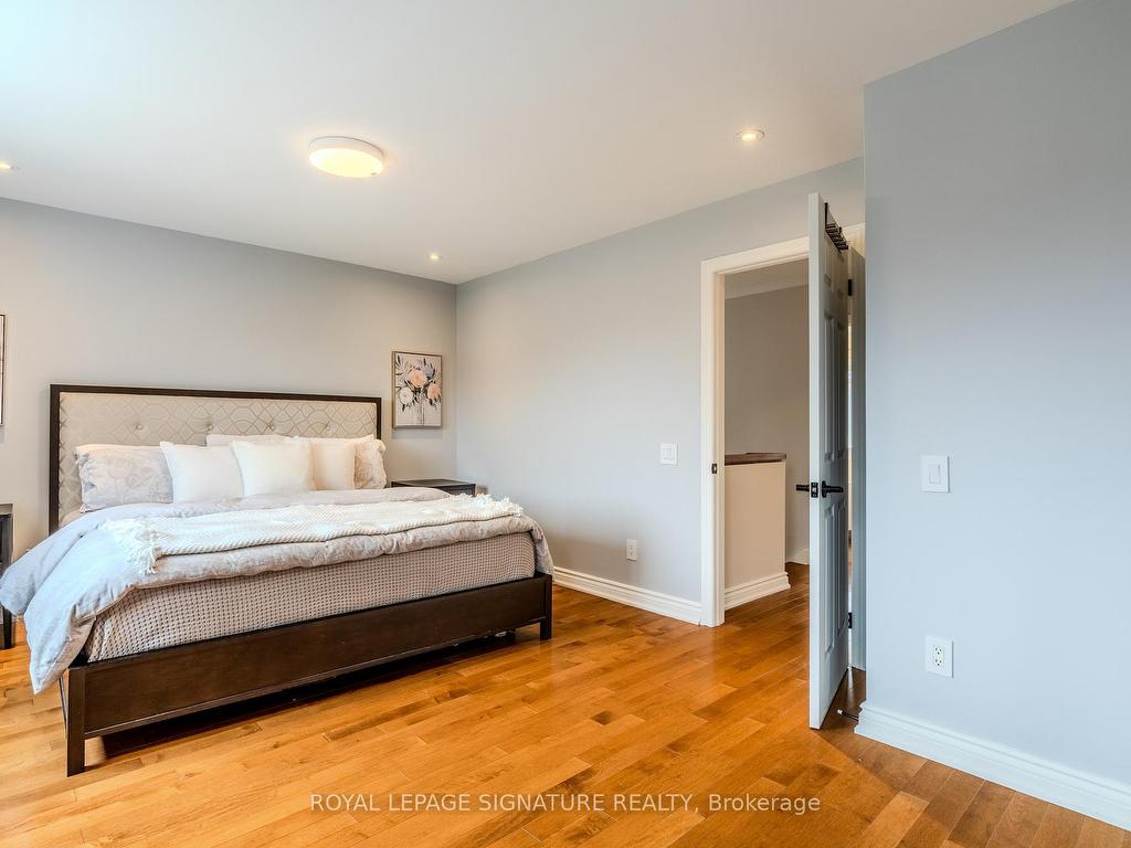 









33


Lockheed

Boulevard,
Toronto,




ON
M9P 2H7

