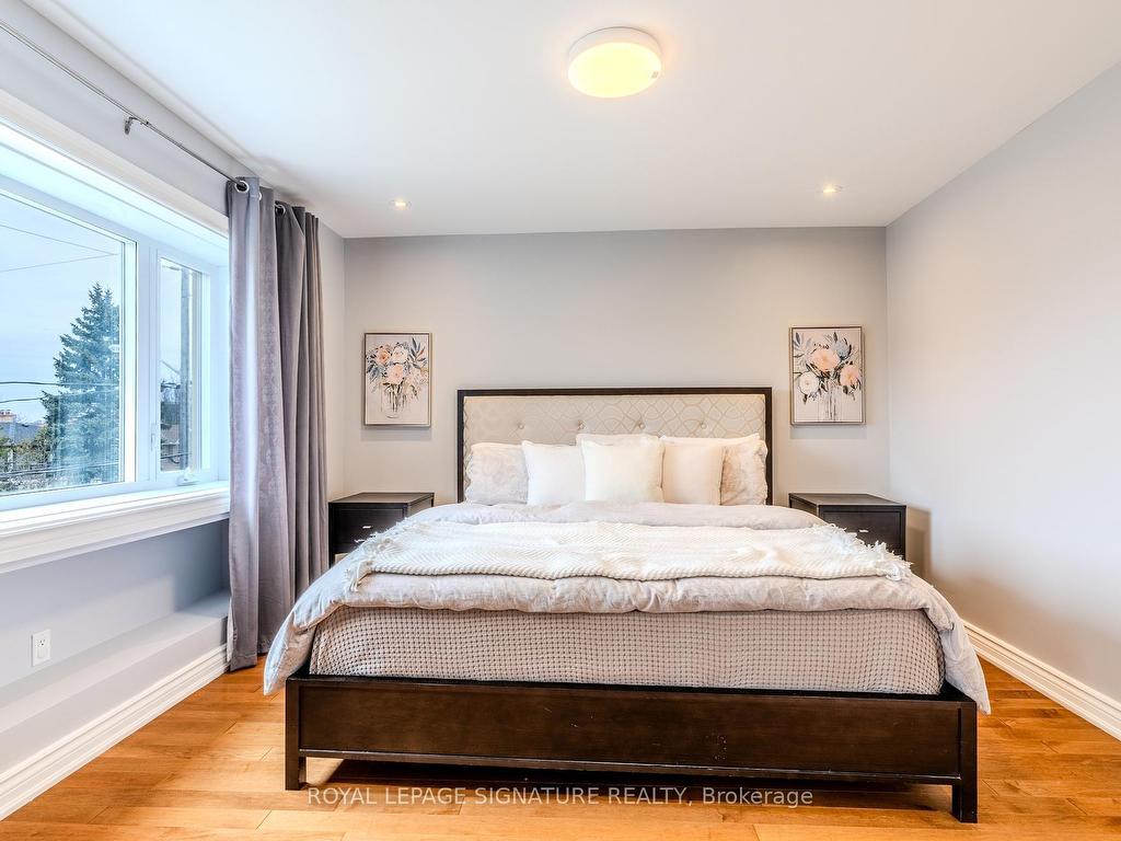 









33


Lockheed

Boulevard,
Toronto,




ON
M9P 2H7

