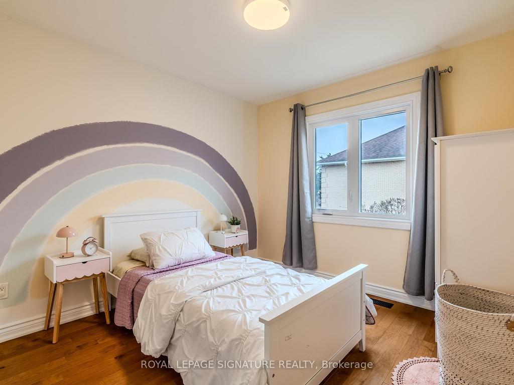 









33


Lockheed

Boulevard,
Toronto,




ON
M9P 2H7


