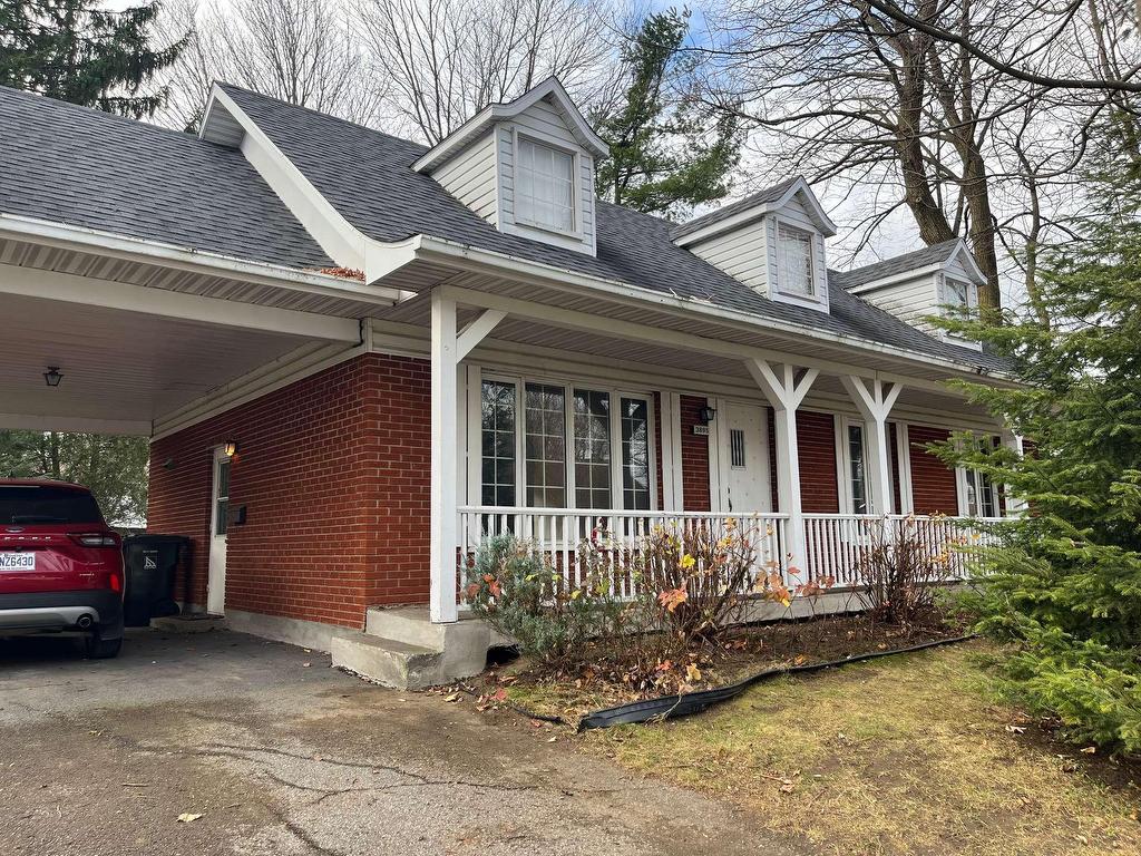 









3895


Rue de Landerneau

,
Trois-Rivières,




QC
G8Y3N8


