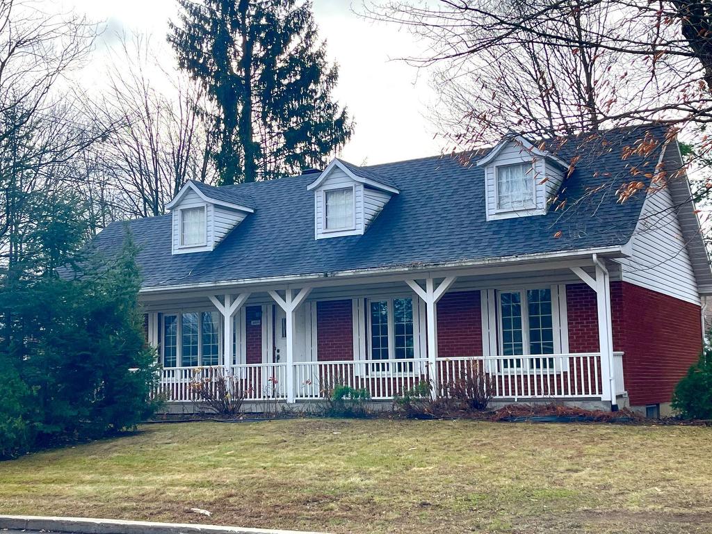 









3895


Rue de Landerneau

,
Trois-Rivières,




QC
G8Y3N8

