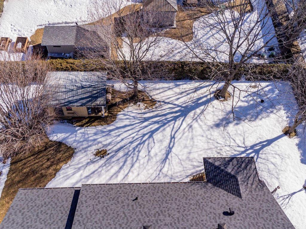 









2212


Av. Desaulniers

,
Shawinigan,




QC
G9N7N8

