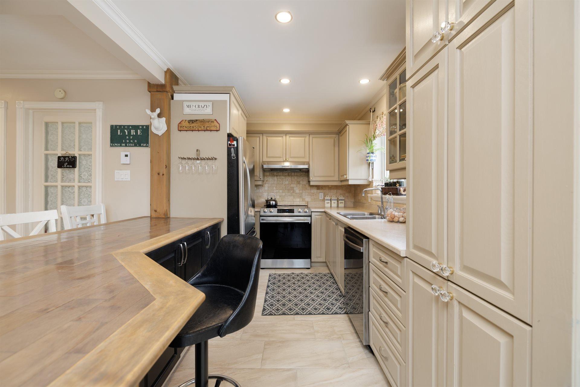 









126


Rue Martin

,
Très-Saint-Rédempteur,




QC
J0P1P1

