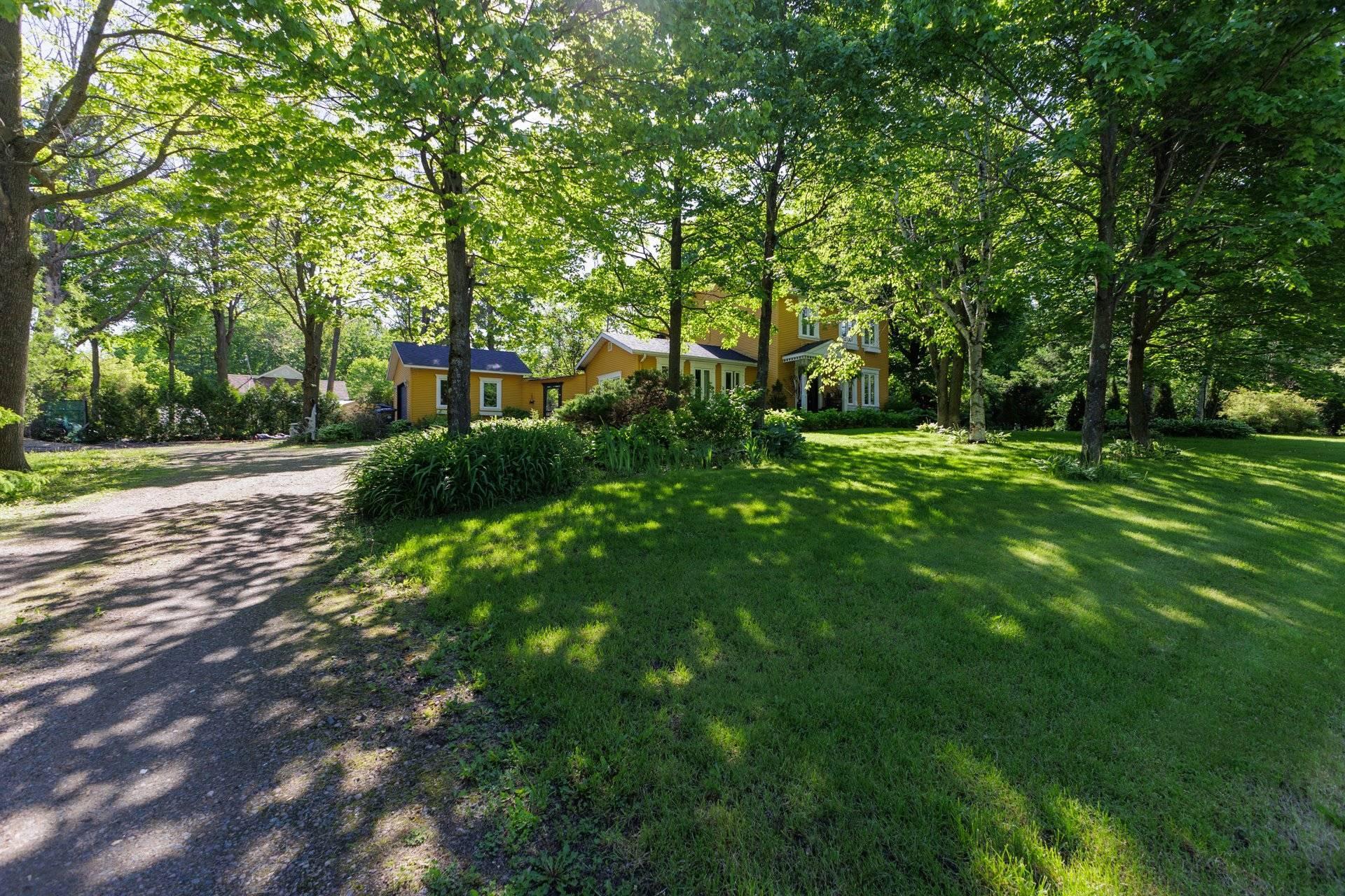 









126


Rue Martin

,
Très-Saint-Rédempteur,




QC
J0P1P1

