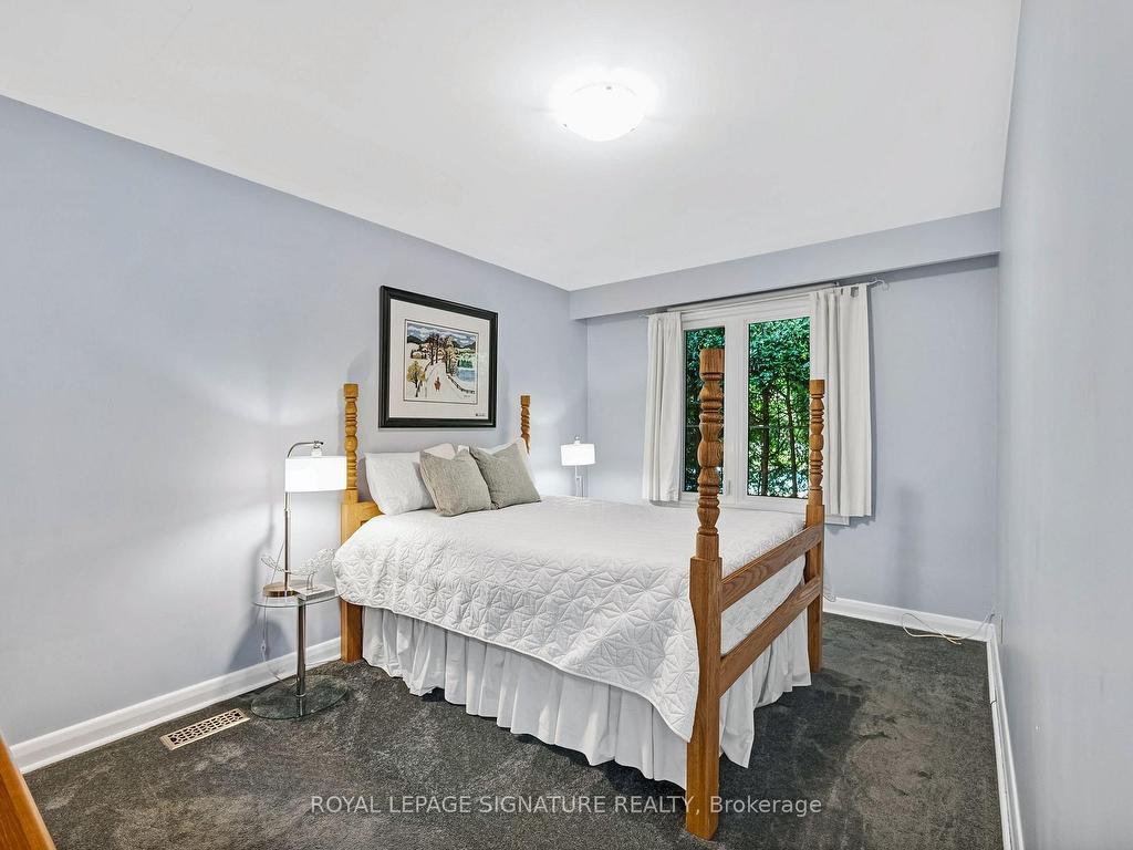 









30


Hi Mount

Drive,
Toronto,




ON
M2K 1X5

