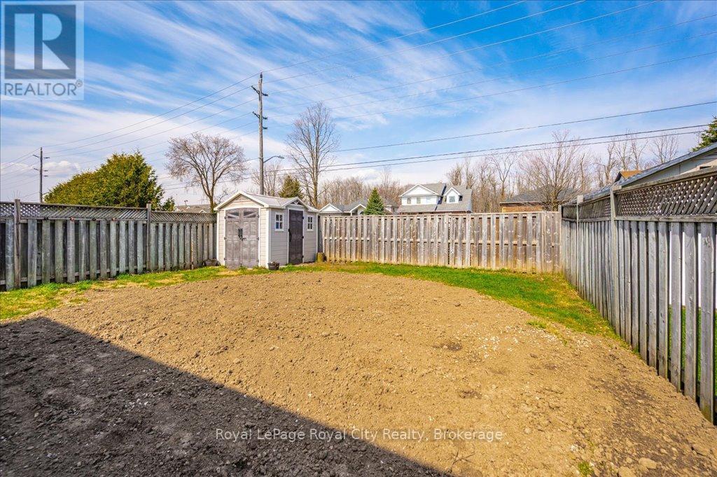












164 TAIT CRESCENT

,
Centre Wellington (Fergus),




Ontario
N1M3P5

