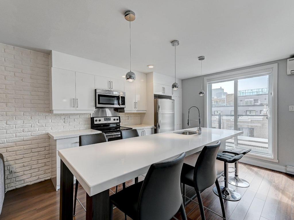 









1265


Rue St-Timothée

, 302,
Montréal (Ville-Marie),




QC
H2L3N5

