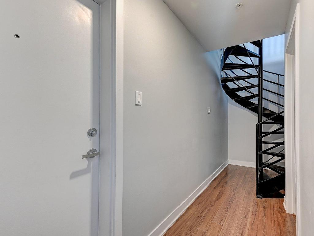 









1265


Rue St-Timothée

, 302,
Montréal (Ville-Marie),




QC
H2L3N5

