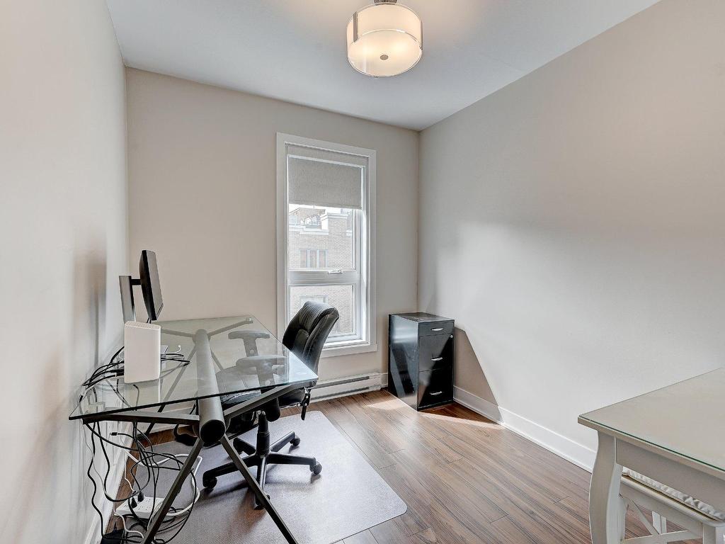 









1265


Rue St-Timothée

, 302,
Montréal (Ville-Marie),




QC
H2L3N5

